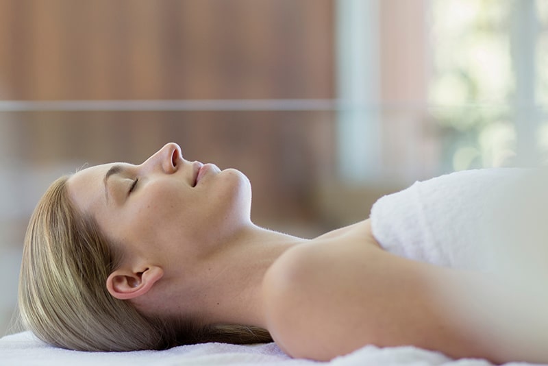 Daxxify injections at Columbine Aesthetics is performed by a nurse practitioner in a calm, clinical setting. Call (720) 504-4407 to schedule your Daxxify consultation.